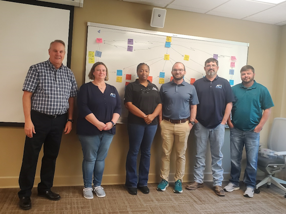 Pictured:  John Moore (L), CAVS-E Senior Research Project Manager, and Lean Certificate participants